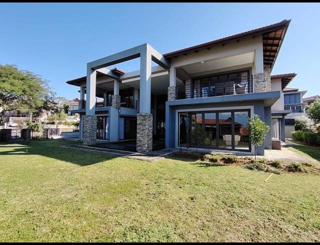 5 BEDROOM HOUSE FOR SALE IN IZINGA PARK
